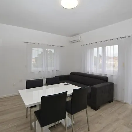 Apartman Adria Rovinjsko Selo