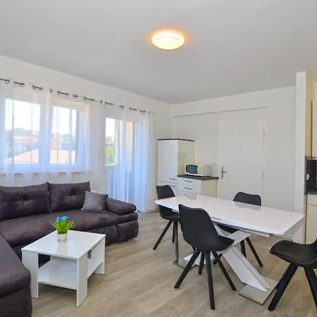Apartman Adria *